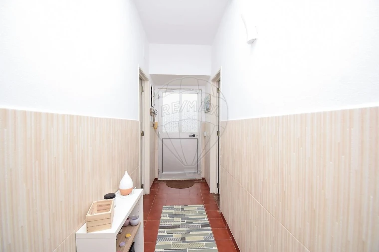 Moradia T2 para Venda em Colares Foto 8