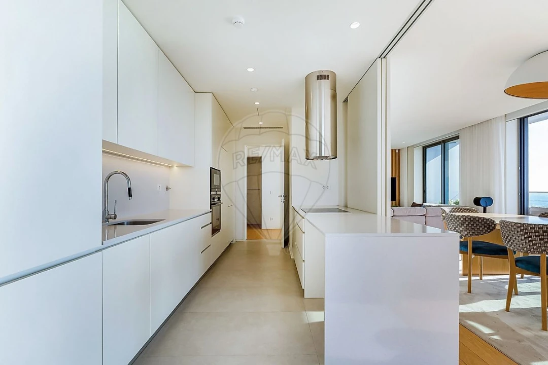 Apartamento T3 para Venda em Canidelo Foto 3