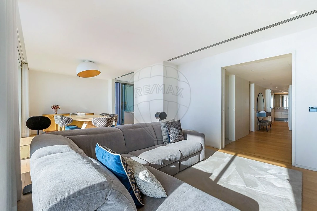 Apartamento T3 para Venda em Canidelo Foto 1