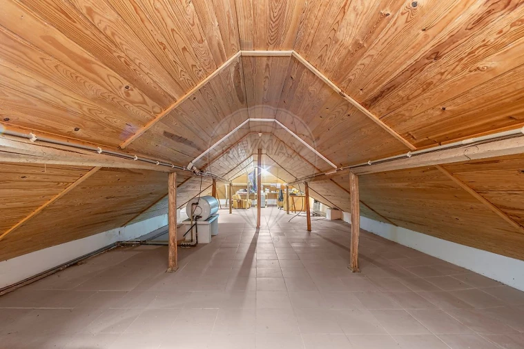 Quinta T3 para Venda em Alcoentre Foto 2