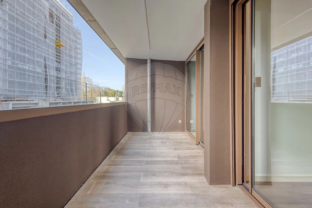 Apartamento T1 para Arrendamento em Santa Marinha e São Pedro da Afurada Foto 4