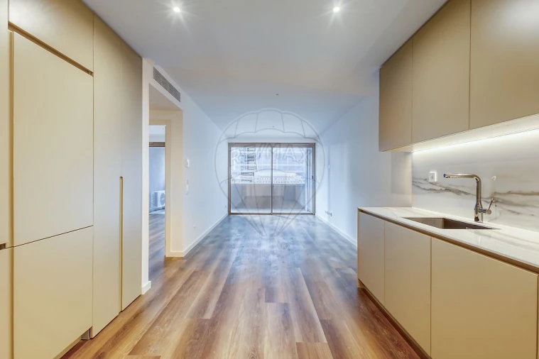 Apartamento T1 para Arrendamento em Santa Marinha e São Pedro da Afurada Foto 10