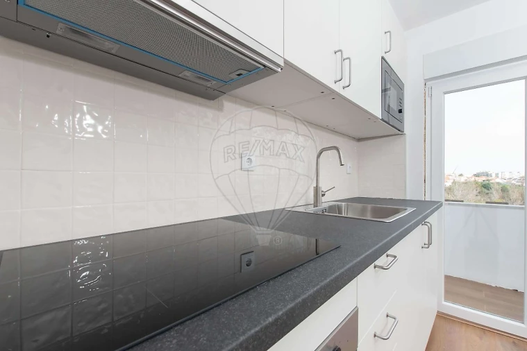 Apartamento T3 para Venda em Almada, Cova da Piedade, Pragal e Cacilhas Foto 22