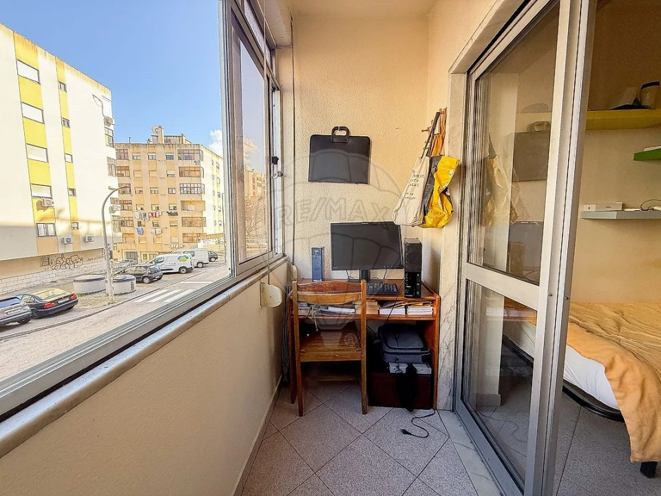 Apartamento T2 para Venda em Amora Foto 7