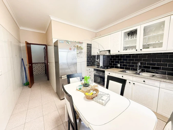 Apartamento T2 para Venda em Amora Foto 36
