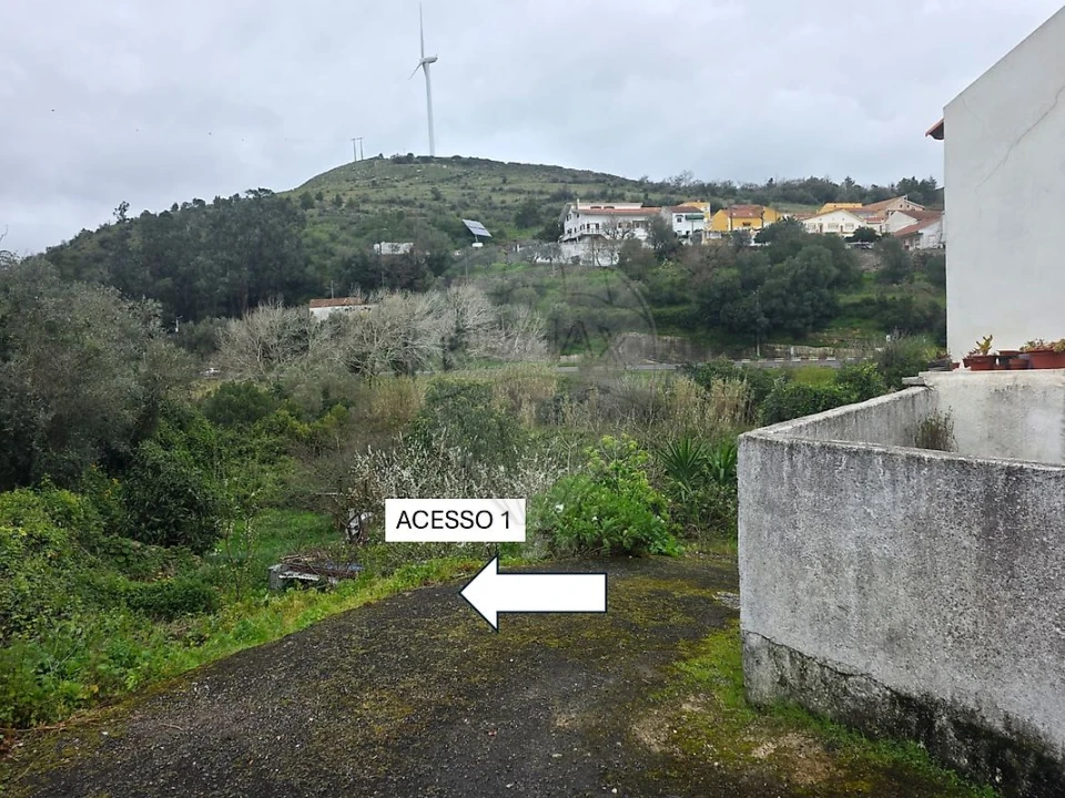 Terreno para Venda em Lousa Foto 3