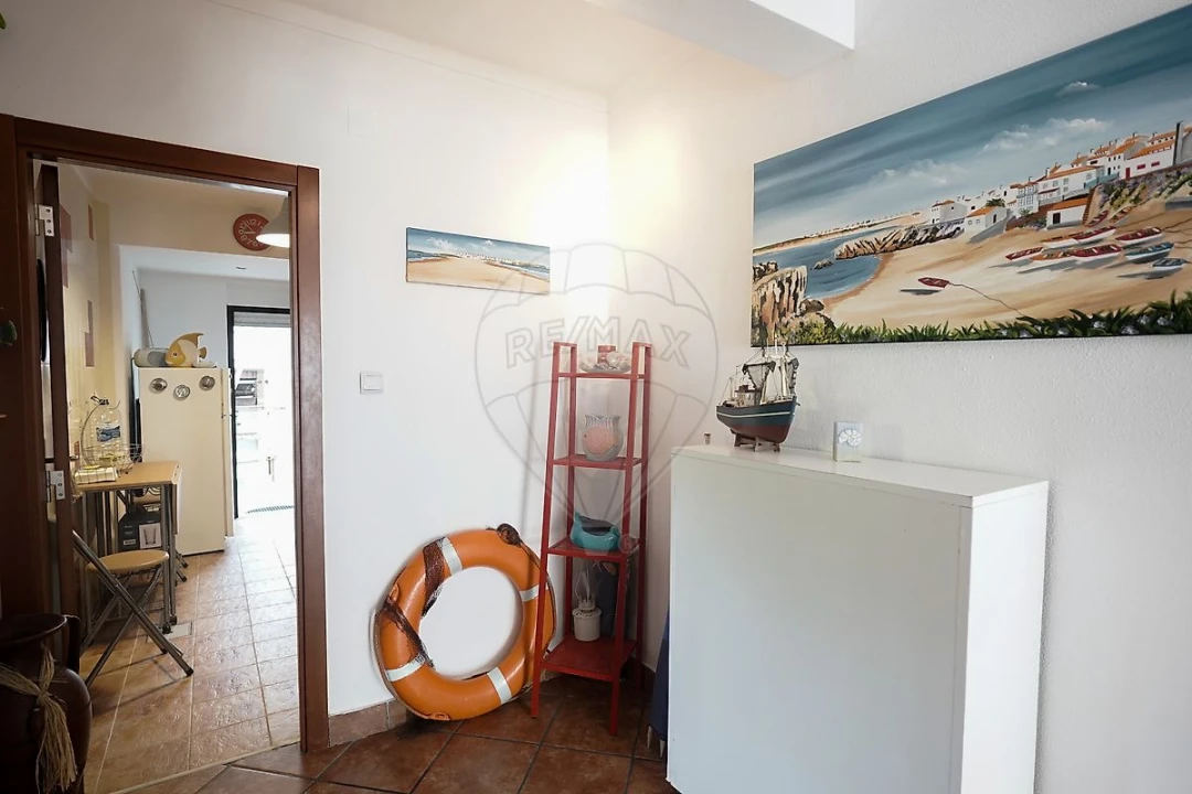 Apartamento T1 para Venda em Ferrel Foto 18