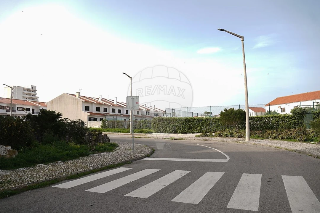 Apartamento T1 para Venda em Ferrel Foto 7