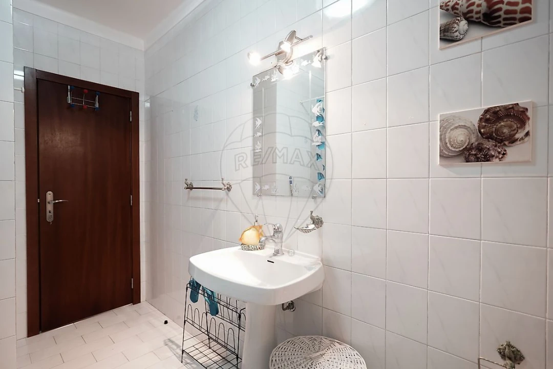 Apartamento T1 para Venda em Ferrel Foto 20