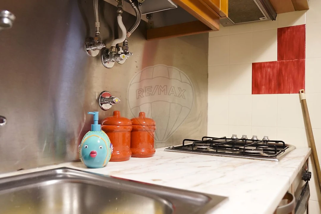 Apartamento T1 para Venda em Ferrel Foto 8