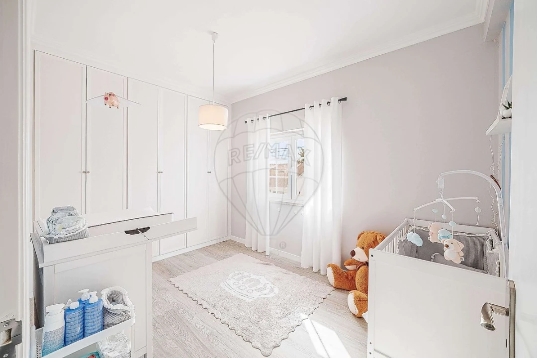 Moradia T4 para Venda em Santa Maria e São Miguel, São Martinho, São Pedro Penaferrim Foto 16