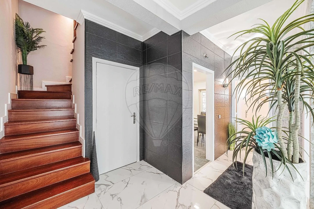 Moradia T4 para Venda em Santa Maria e São Miguel, São Martinho, São Pedro Penaferrim Foto 15