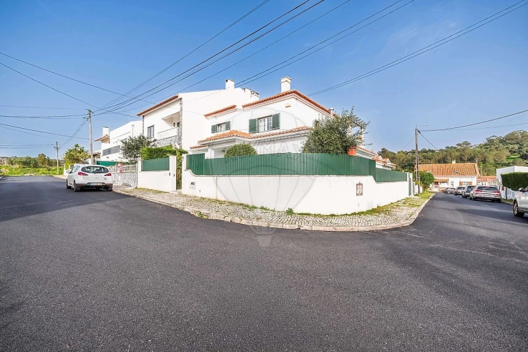 Moradia T4 para Venda em Santa Maria e São Miguel, São Martinho, São Pedro Penaferrim Foto 37