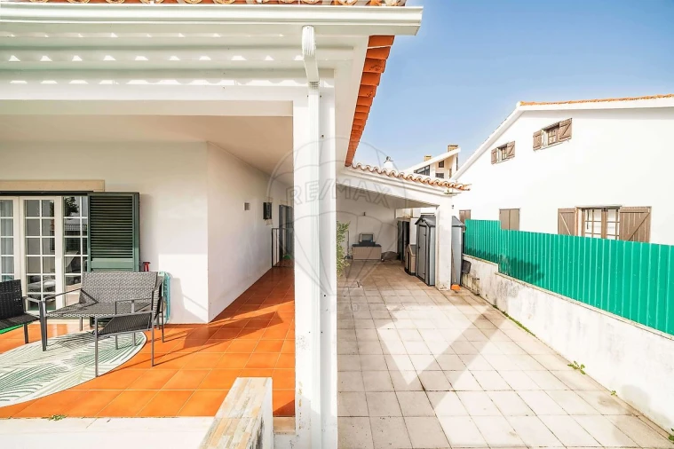 Moradia T4 para Venda em Santa Maria e São Miguel, São Martinho, São Pedro Penaferrim Foto 34