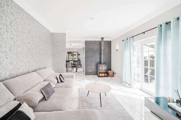 Moradia T4 para Venda em Santa Maria e São Miguel, São Martinho, São Pedro Penaferrim Foto 8