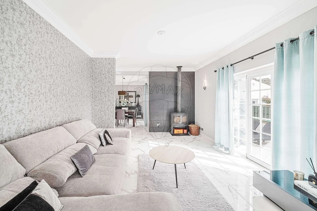 Moradia T4 para Venda em Santa Maria e São Miguel, São Martinho, São Pedro Penaferrim Foto 8