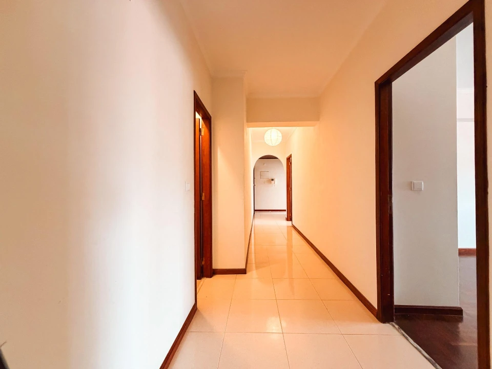 Apartamento T2 para Venda em Cacém e São Marcos Foto 11