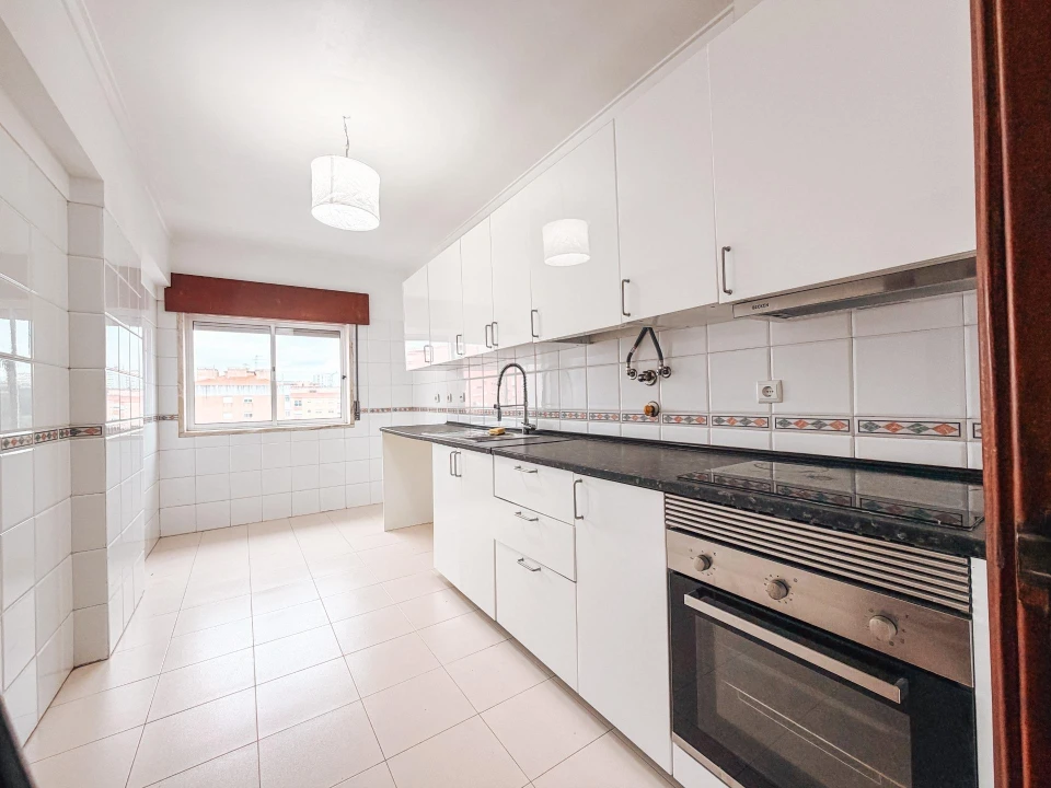 Apartamento T2 para Venda em Cacém e São Marcos Foto 1