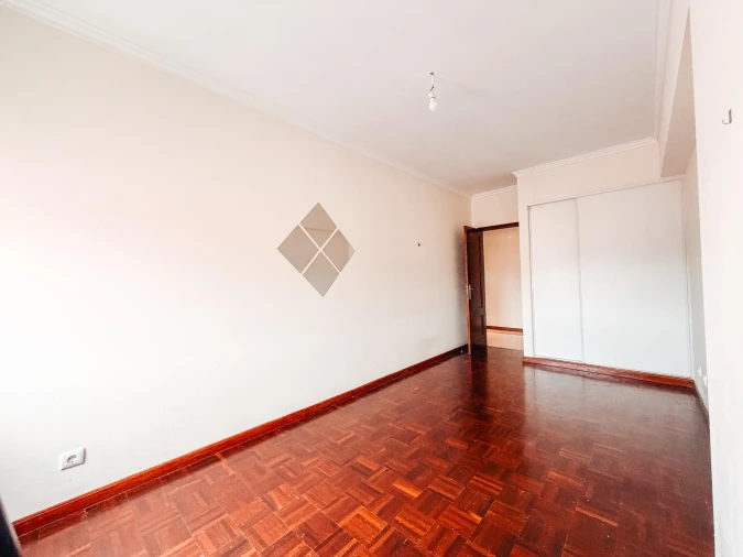 Apartamento T2 para Venda em Cacém e São Marcos Foto 10