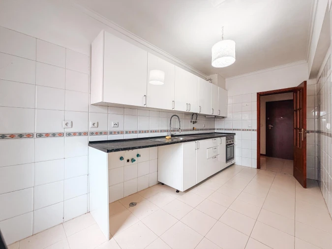 Apartamento T2 para Venda em Cacém e São Marcos Foto 4