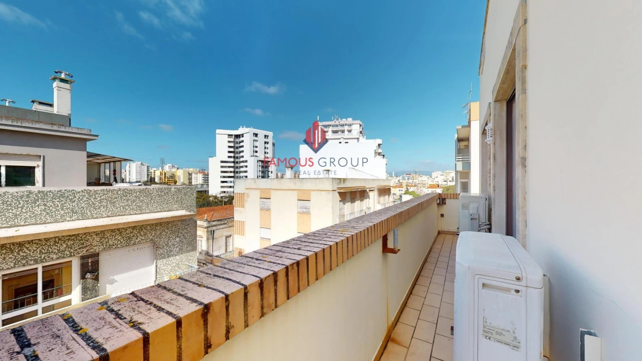 Escritório para Venda em Portimão Foto 34