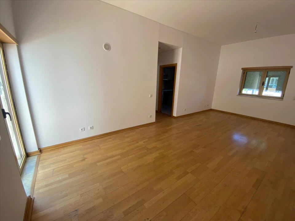 Apartamento T2 para Venda em Sande Vila Nova e Sande São Clemente Foto 3
