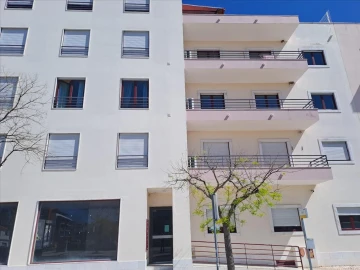Apartamento T2 para Venda em Loule (São Clemente)