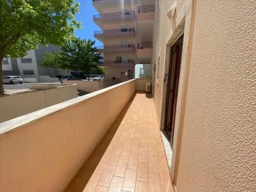 Apartamento T2 para Venda em Loule (São Clemente)