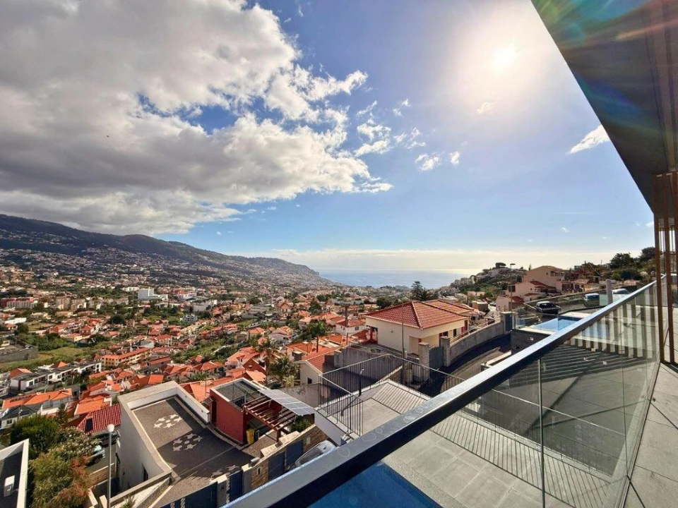 Moradia T3 para Venda em Santo Antonio Foto 21