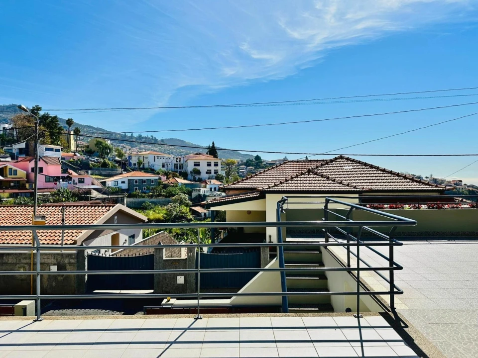 Moradia T3 para Venda em São Roque Foto 34