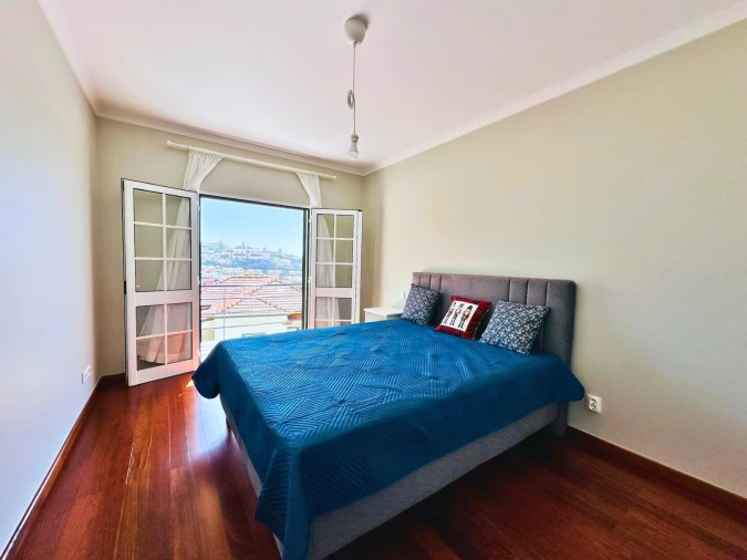 Moradia T3 para Venda em São Roque Foto 25