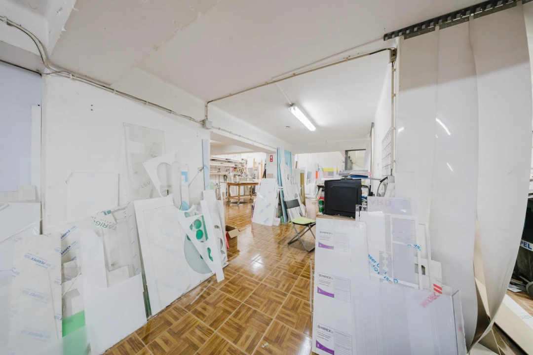 Negócio para Venda em Benfica Foto 10