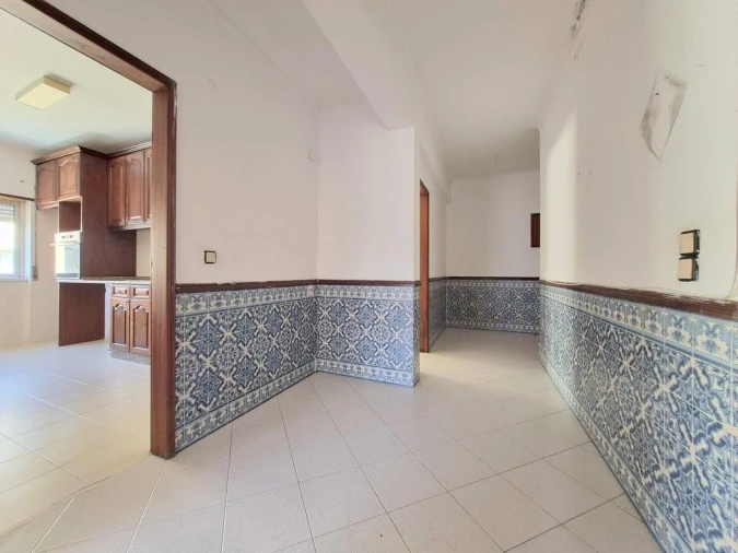 Apartamento T2 para Venda em Rio de Mouro Foto 11