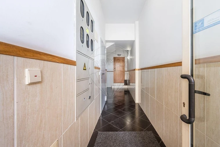 Apartamento T3 para Venda em Taide Foto 17