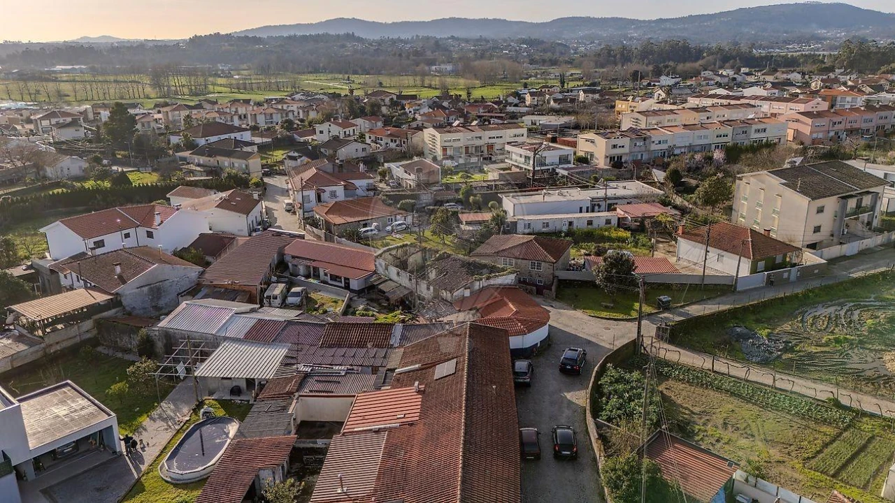 Moradia T6 para Venda em Braga (Maximinos, Sé e Cividade) Foto 22