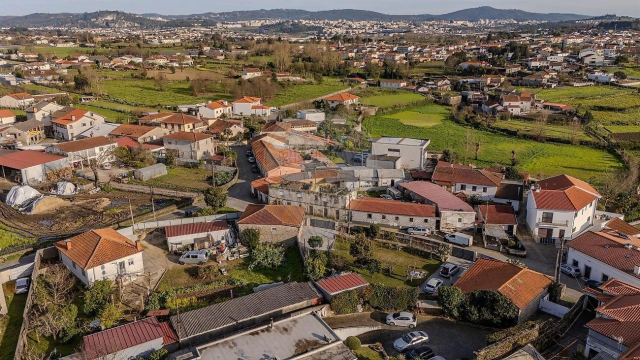 Moradia T6 para Venda em Braga (Maximinos, Sé e Cividade) Foto 3