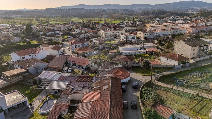 Moradia T6 para Venda em Braga (Maximinos, Sé e Cividade) Foto 12