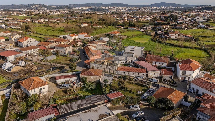 Moradia T6 para Venda em Braga (Maximinos, Sé e Cividade) Foto 3