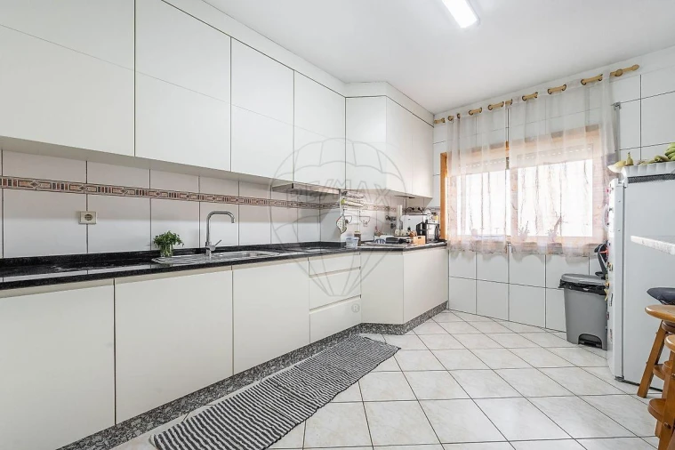 Apartamento T3 para Venda em Taide Foto 1