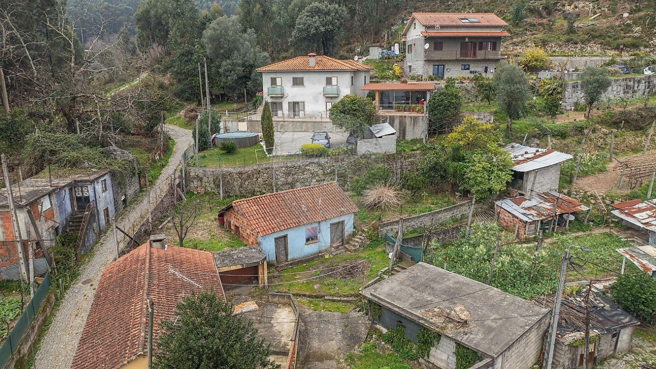 Moradia T1 para Venda em Caires Foto 17