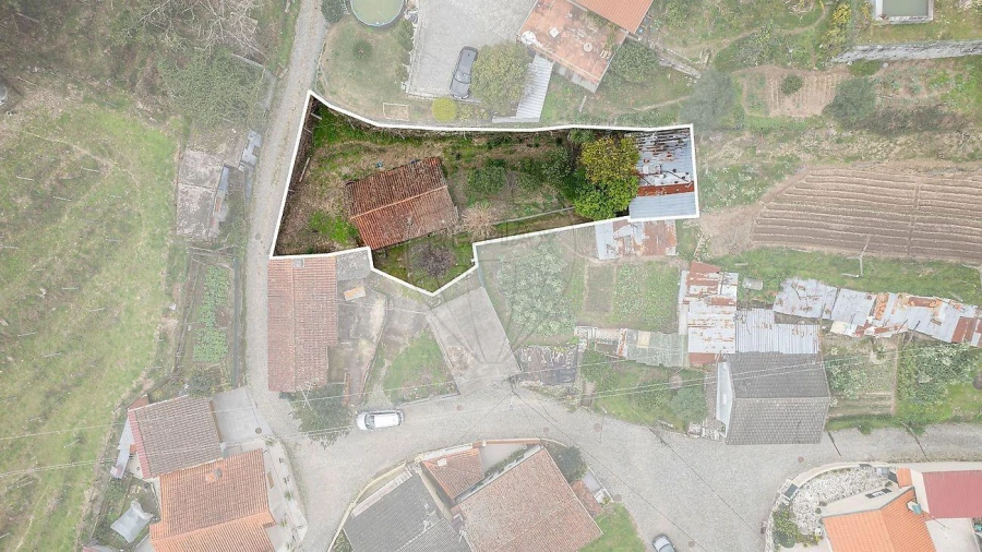 Moradia T1 para Venda em Caires Foto 1