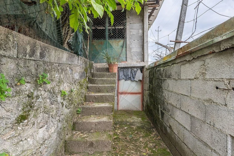 Moradia T1 para Venda em Caires Foto 13