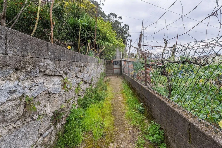 Moradia T1 para Venda em Caires Foto 20