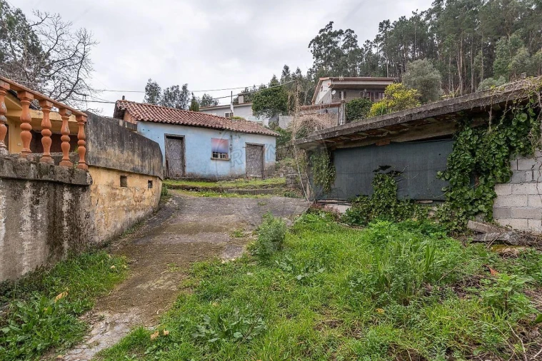 Moradia T1 para Venda em Caires Foto 24