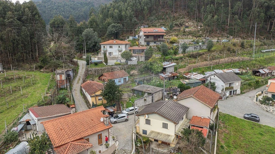 Moradia T1 para Venda em Caires Foto 6