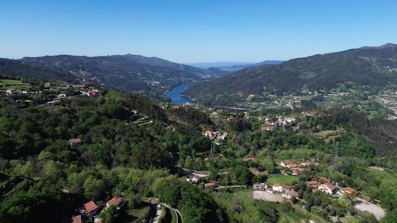 Moradia T2 para Venda em Ventosa e Cova Foto 10