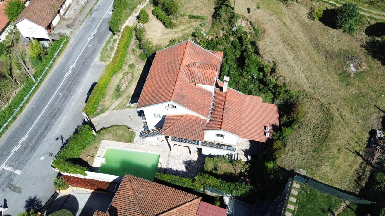 Moradia T2 para Venda em Ventosa e Cova Foto 16