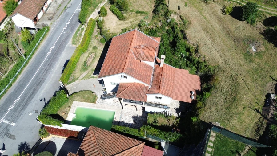 Moradia T2 para Venda em Ventosa e Cova Foto 16