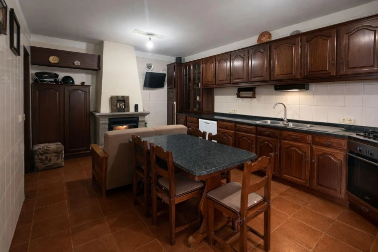 Moradia T2 para Venda em Ventosa e Cova Foto 2