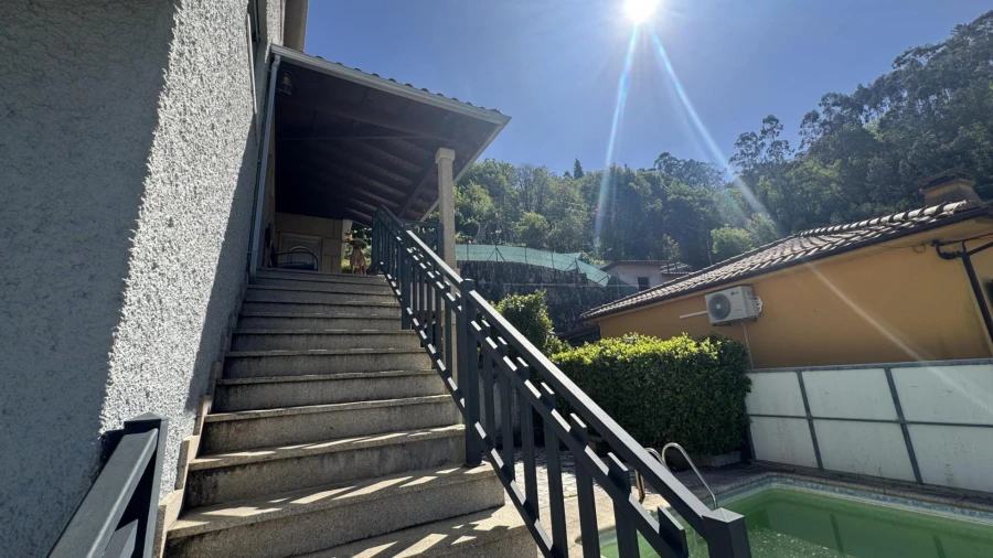 Moradia T2 para Venda em Ventosa e Cova Foto 20